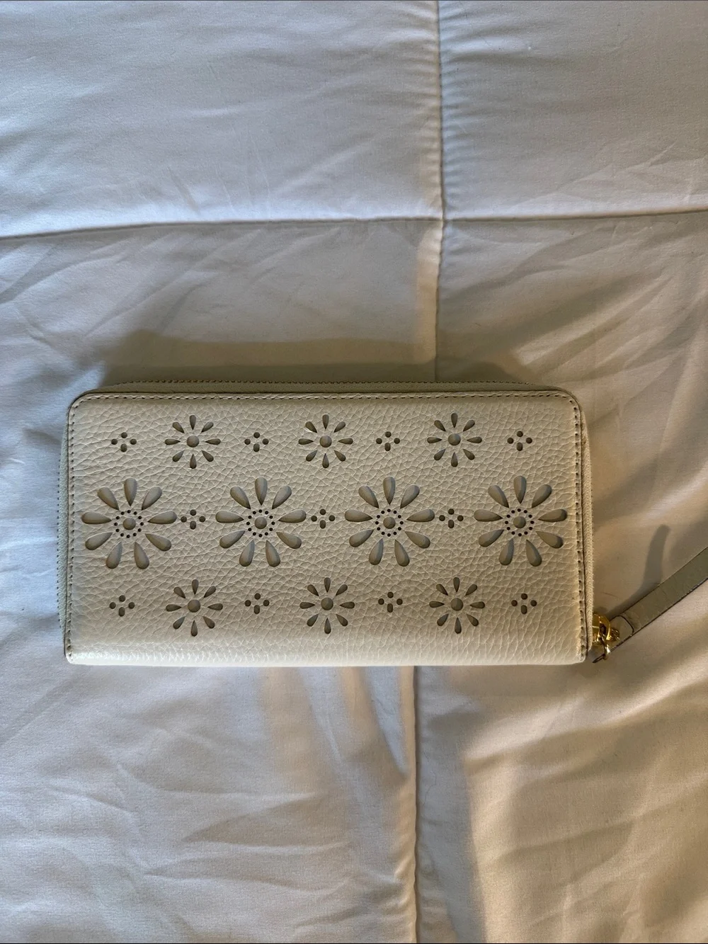 kate spade cream floral cutout zip-around wallet